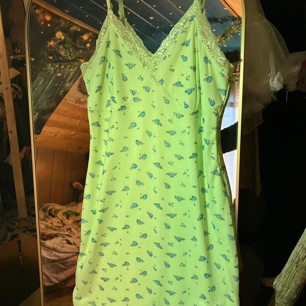 Wild Fable Green Lace Floral slip dress mini with lace trim